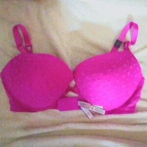 Victoria Secret pink push up bra